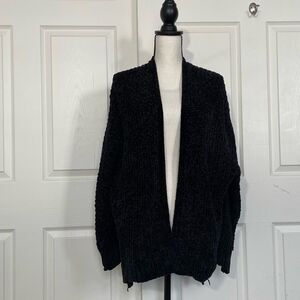 Love Tree Open Front Dolman Sleeve Hi-Lo Black and Gray Cardigan, Large